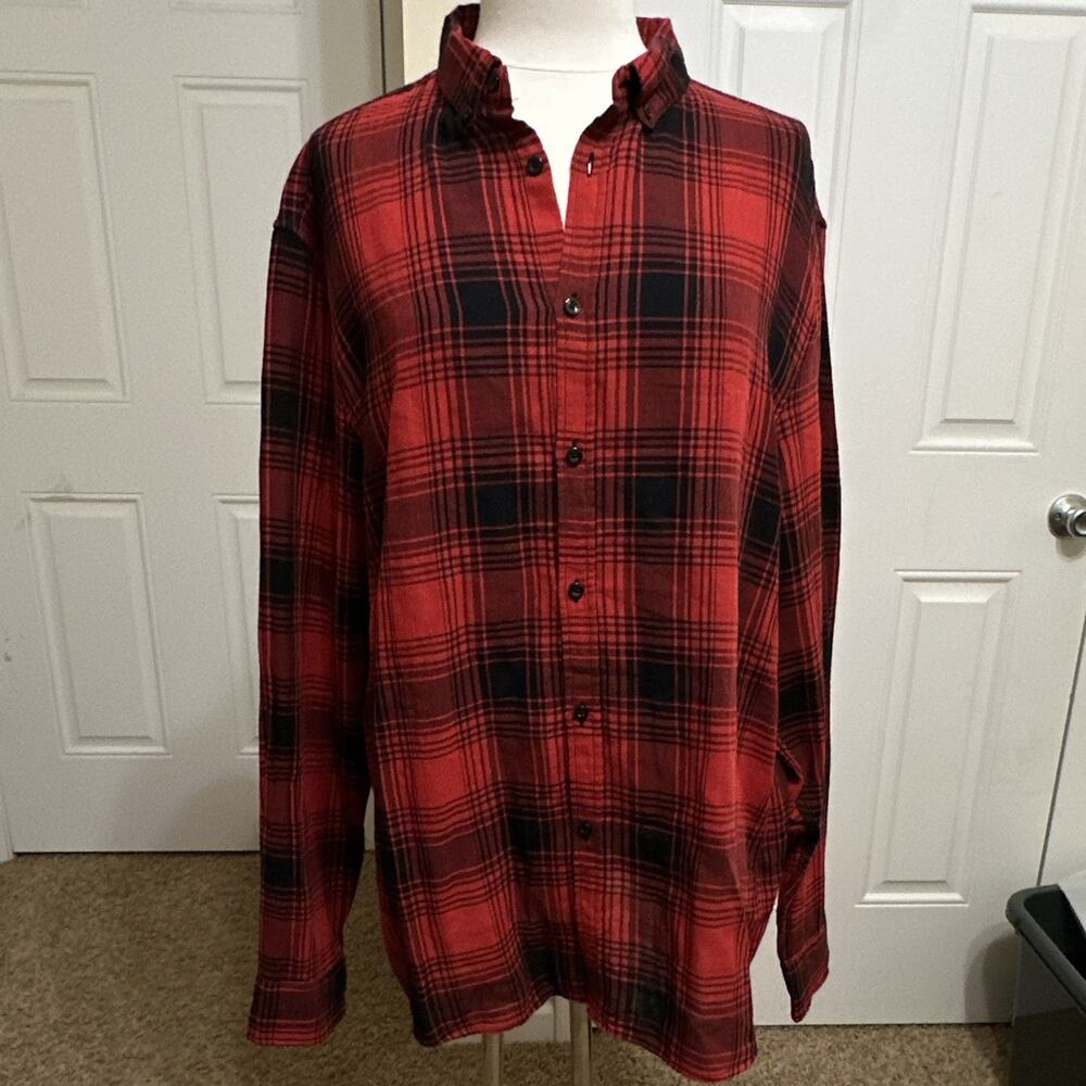 H&M Men's XL Red/Black Plaid Flannel Button-Down Shirt Pockets